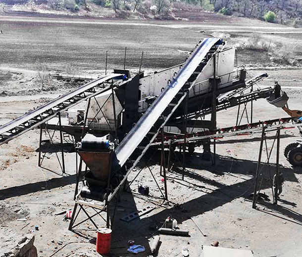 移動(dòng)破碎機(jī)案例