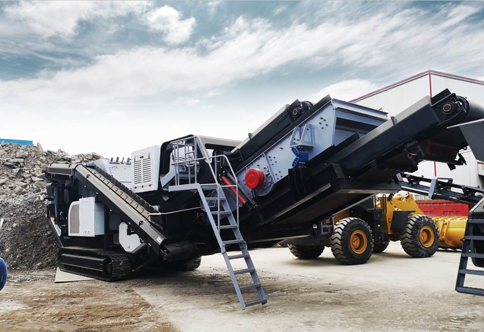 履帶式移動(dòng)破碎站